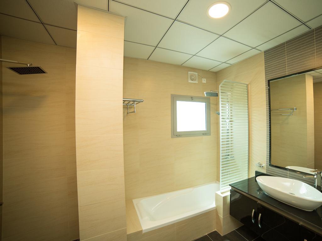 Golden Rose Luxury Suites Манама Екстер'єр фото