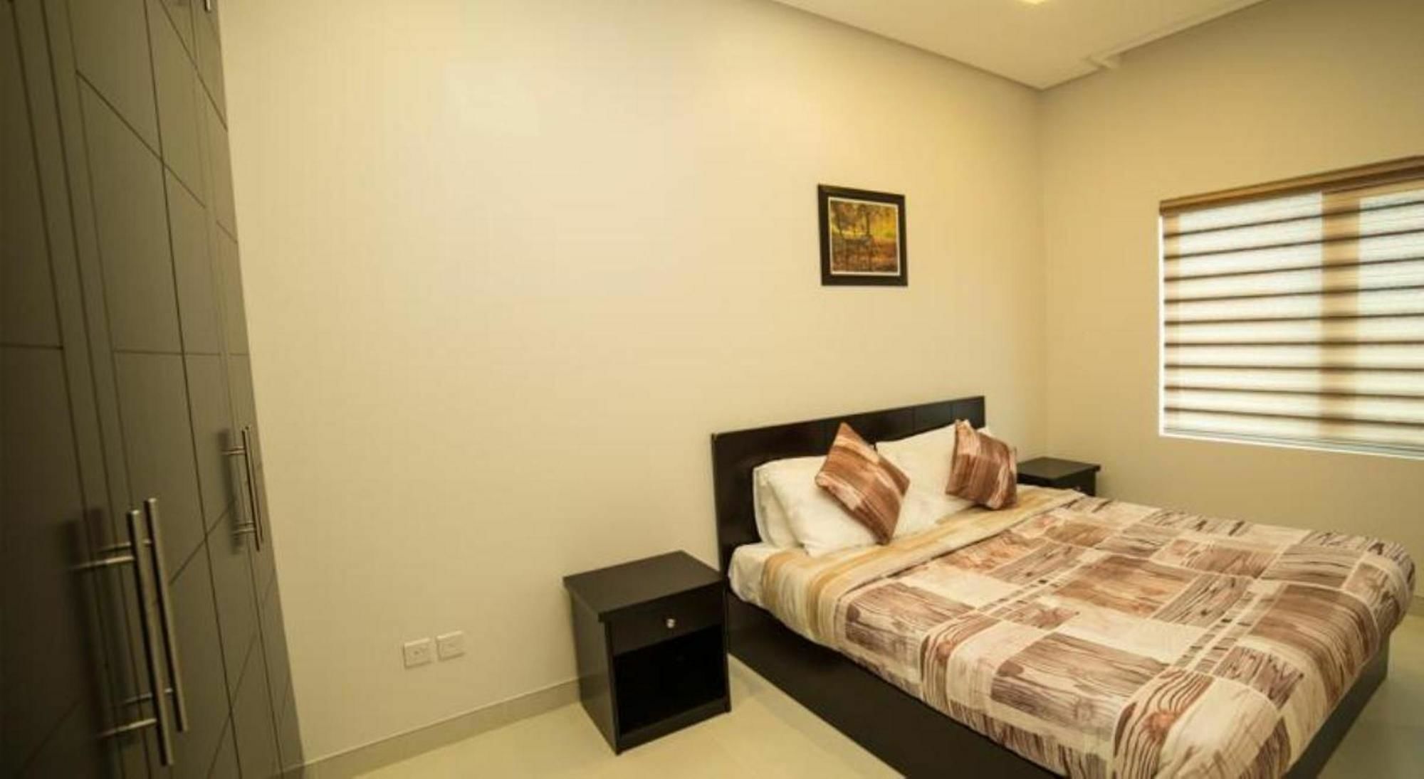 Golden Rose Luxury Suites Манама Екстер'єр фото